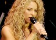 Shakira chante "Imagine" devant le pape