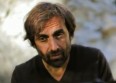 A. Manoukian : son (dr�le de) clip dans un jardin