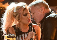 Lady Gaga enflamme les Grammy avec Metallica