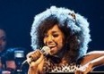 Inna Modja submerg�e sur la sc�ne de La Cigale