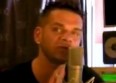 Keen'V chante sa copine Val�rie en piano/voix