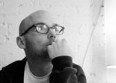 Moby reprend "Bleu noir" de Myl�ne Farmer