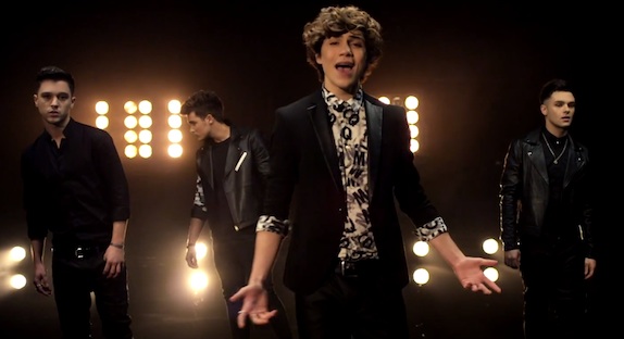 Clip De Loving You Is Easy Union J Prend L Eau pure charts