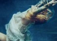 Avril Lavigne sort la tête de l'eau : le clip !