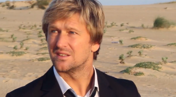 Tom Frager s'évade dans le clip de son nouveau single