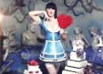 Tara McDonald dans la peau d'Alice, au pays des merveilles...