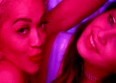 Charli XCX et Rita Ora en plein trip dans "Doing It"