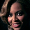 Beyoncé, enceinte, lance son parfum : photos