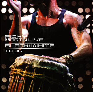 Ricky Martin... Live Black & Whit