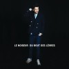 Du bout des lèvres