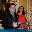 Le chanteur Bono décoré par Aurélie Filippetti : photos