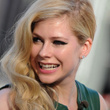Avril Lavigne sur le plateau d'Extra TV : photos