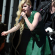 Avril Lavigne sur le plateau d'Extra TV : photos