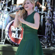 Avril Lavigne sur le plateau d'Extra TV : photos