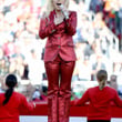 Lady Gaga chante l'hymne national américain au Super Bowl 2016 : photos