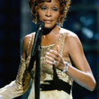 Whitney Houston : une carrière de diva en photos