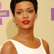 Rihanna : son nouveau look aux MTV Video Music Awards 2012 (photos)