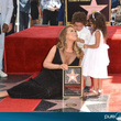 Mariah Carey honorée d'une étoile au Walk of Fame : photos