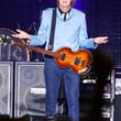 Paul McCartney en concert dans le stade Mineirao au Brésil : photos