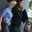 Une membre des Pussy Riot en justice : photos