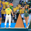 Coupe du Monde 2014 : Jennifer Lopez, Pitbull et Claudia Leitte enflamment le Brésil !