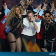 Coldplay, Beyoncé et Bruno Mars mettent le feu au Super Bowl 2016 : photos