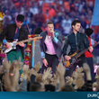 Coldplay, Beyoncé et Bruno Mars mettent le feu au Super Bowl 2016 : photos