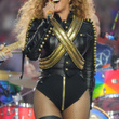 Coldplay, Beyoncé et Bruno Mars mettent le feu au Super Bowl 2016 : photos
