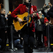 -M- en concert surprise dans le métro à Paris : photos