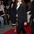 Carla Bruni, Alex Hepburn,... sur le tapis rouge de "Champs-Elysées" : photos