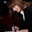 Carla Bruni, Alex Hepburn,... sur le tapis rouge de "Champs-Elysées" : photos