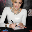 Miley Cyrus lance "Bangerz" à New York : photos