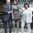 Découvrez la statue d'Amy Winehouse dévoilée à Londres : photos
