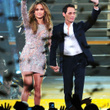 Jennifer Lopez en live lors de la finale de Q'Viva : photos