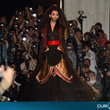 Conchita Wurst défile en robe de mariée pour Jean-Paul Gaultier : photos