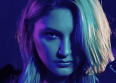 Julia Michaels sensuelle dans "Jump"