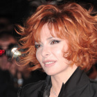 Mylène Farmer rouvre le site internet "Bleu noir"
