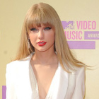 Taylor Swift s'amuse sur la scène des MTV VMA's