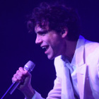 Mika remixe "Popular Song" pour les USA