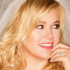 Kelly Clarkson : écoutez son single "Tie It Up" !