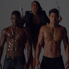 Cassie sexy dans "I Know What You Want"