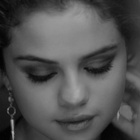 Selena Gomez en larmes dans son clip : regardez