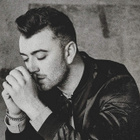 Sam Smith à nu sur "Drowning Shadows"