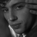 Troye Sivan dévoile le clip gay-friendly "Heaven"