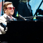 Elton John : un coffret avec 60 titres inédits