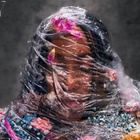 M A Y, la soeur d'Amel Bent, se lance en chanson