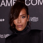 Amel Bent sort du silence sur le gouvernement