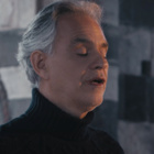 Andrea Bocelli reprend "Hallelujah" : le clip