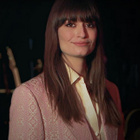 Clara Luciani chante pour "L'école de la vie"