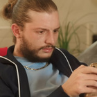 Jul devient "John" dans son nouveau clip